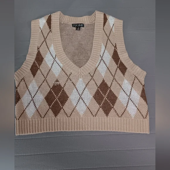 vest - Picture 1 of 3